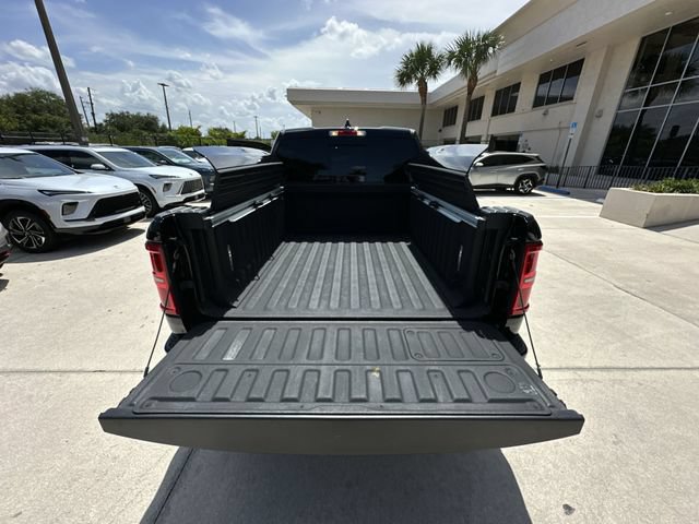 Used 2025 RAM 1500 Limited w/ Body Color Bumper Group AWD/4WD image 34