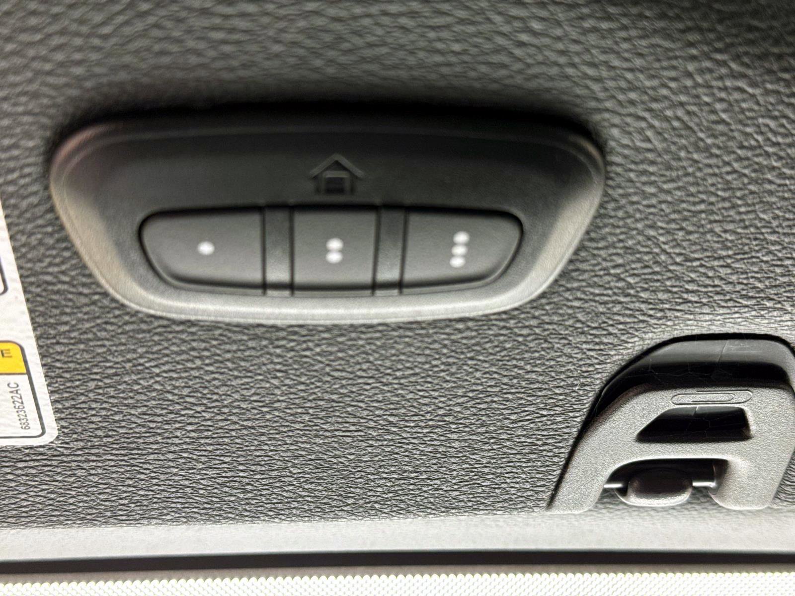 Used 2023 Jeep Wrangler Unlimited Sahara w/ Cold Weather Group image 16