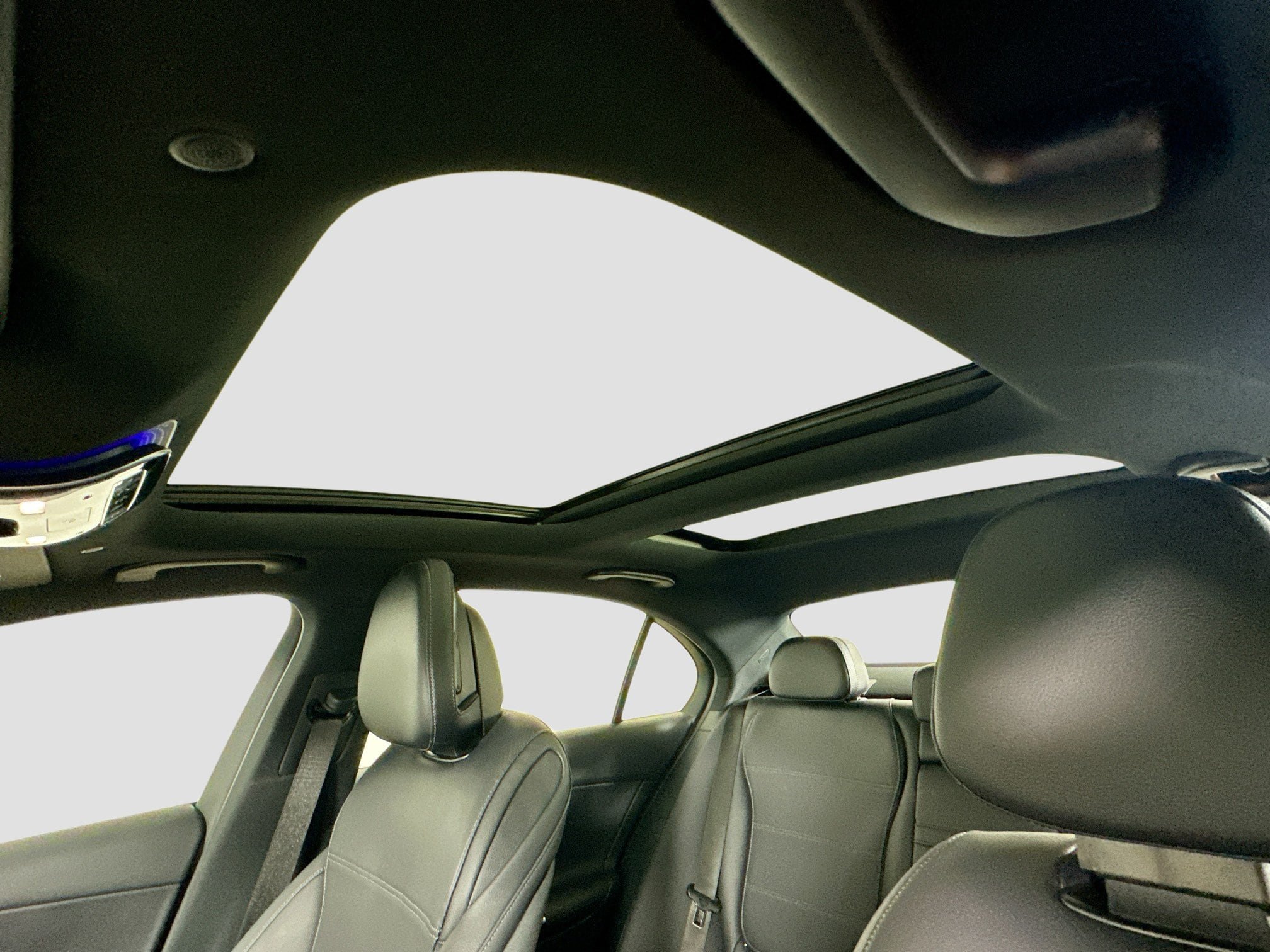 Certified 2025 Mercedes-Benz C 300 4MATIC Sedan image 25