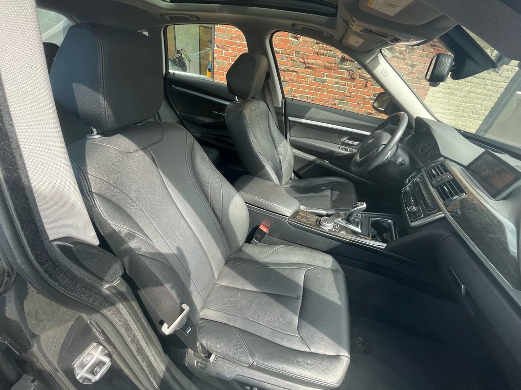 Used 2015 BMW 328i Gran Turismo xDrive image 23