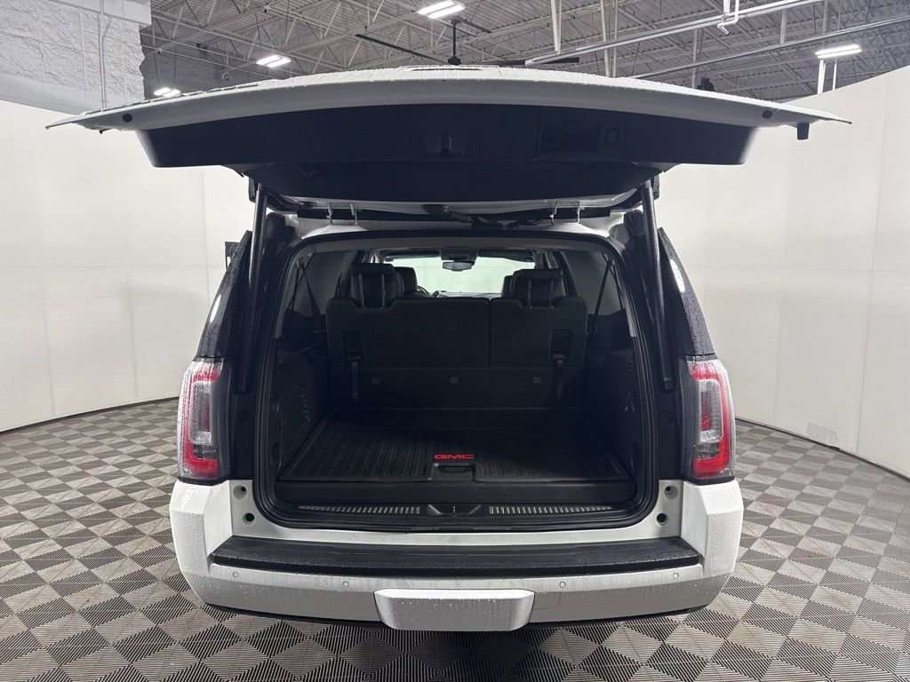 Used 2020 GMC Yukon XL SLT image 8