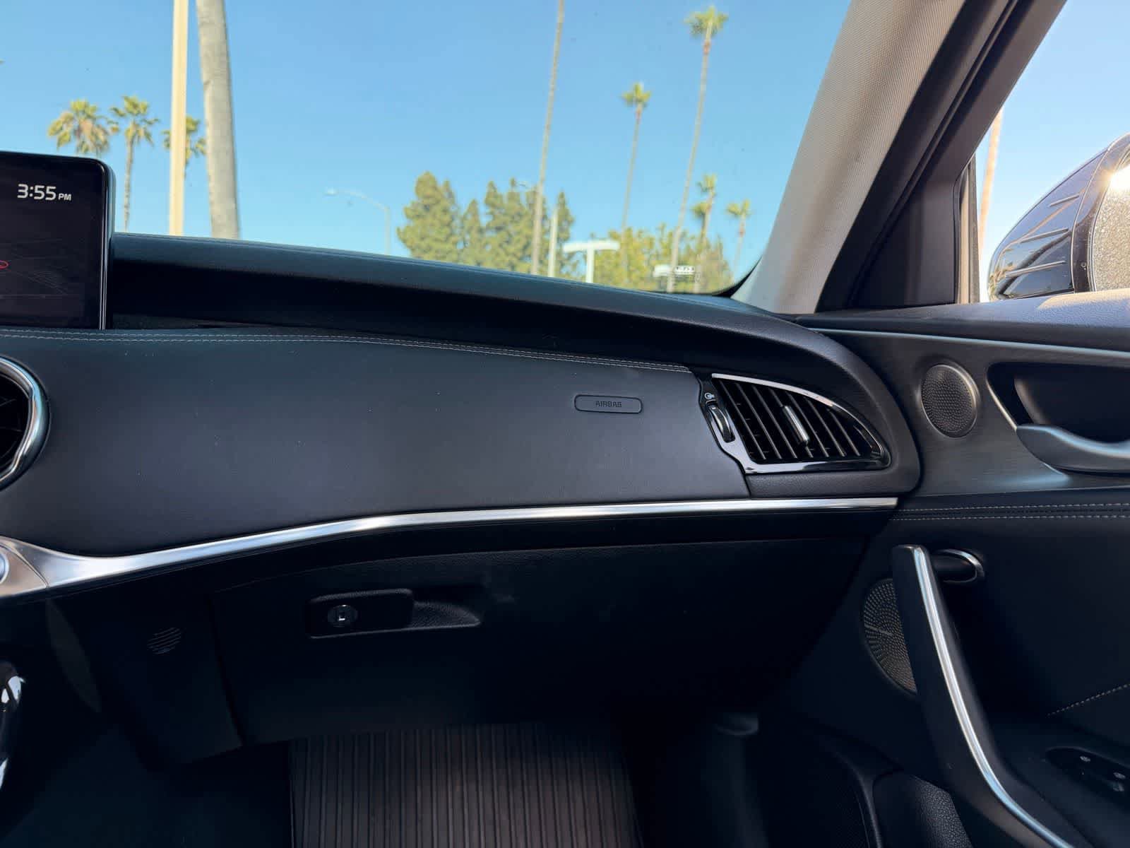 Used 2022 Kia Stinger GT2 AWD/4WD image 17