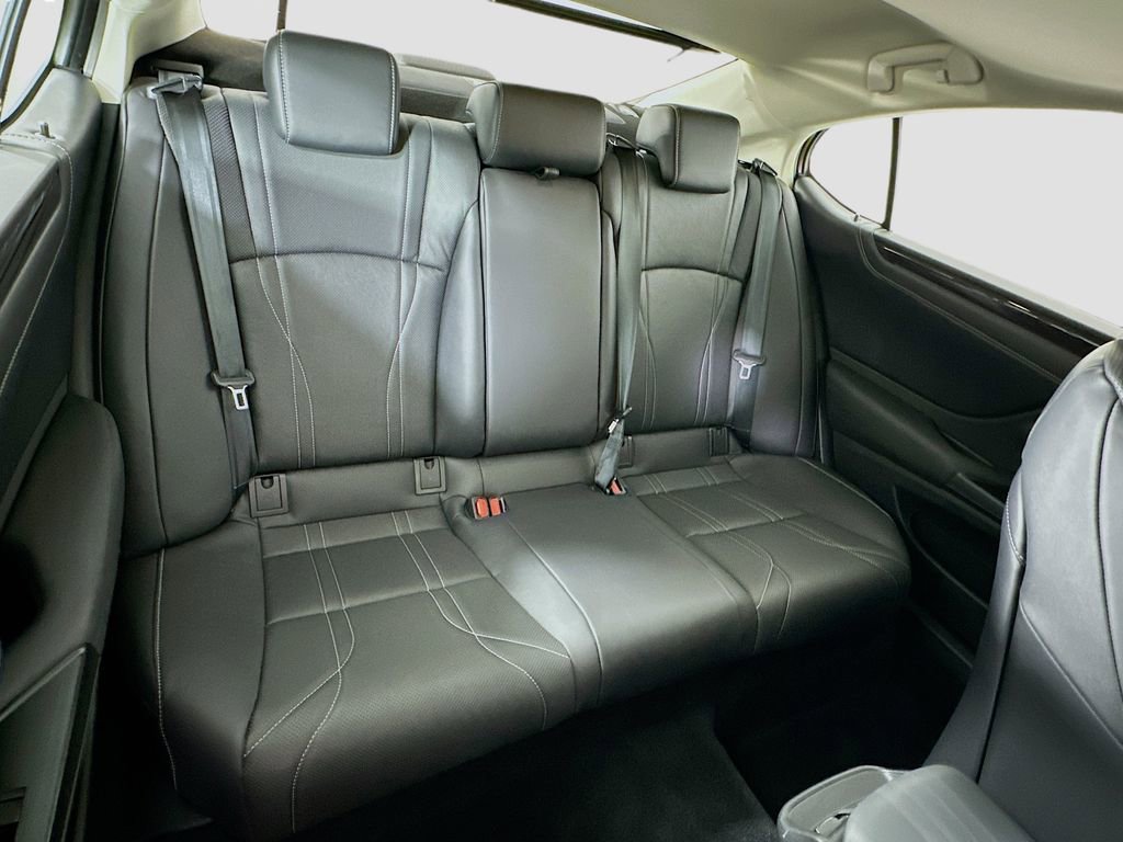 Used 2020 Lexus ES 350 w/ Accessory Package 2 FWD image 29