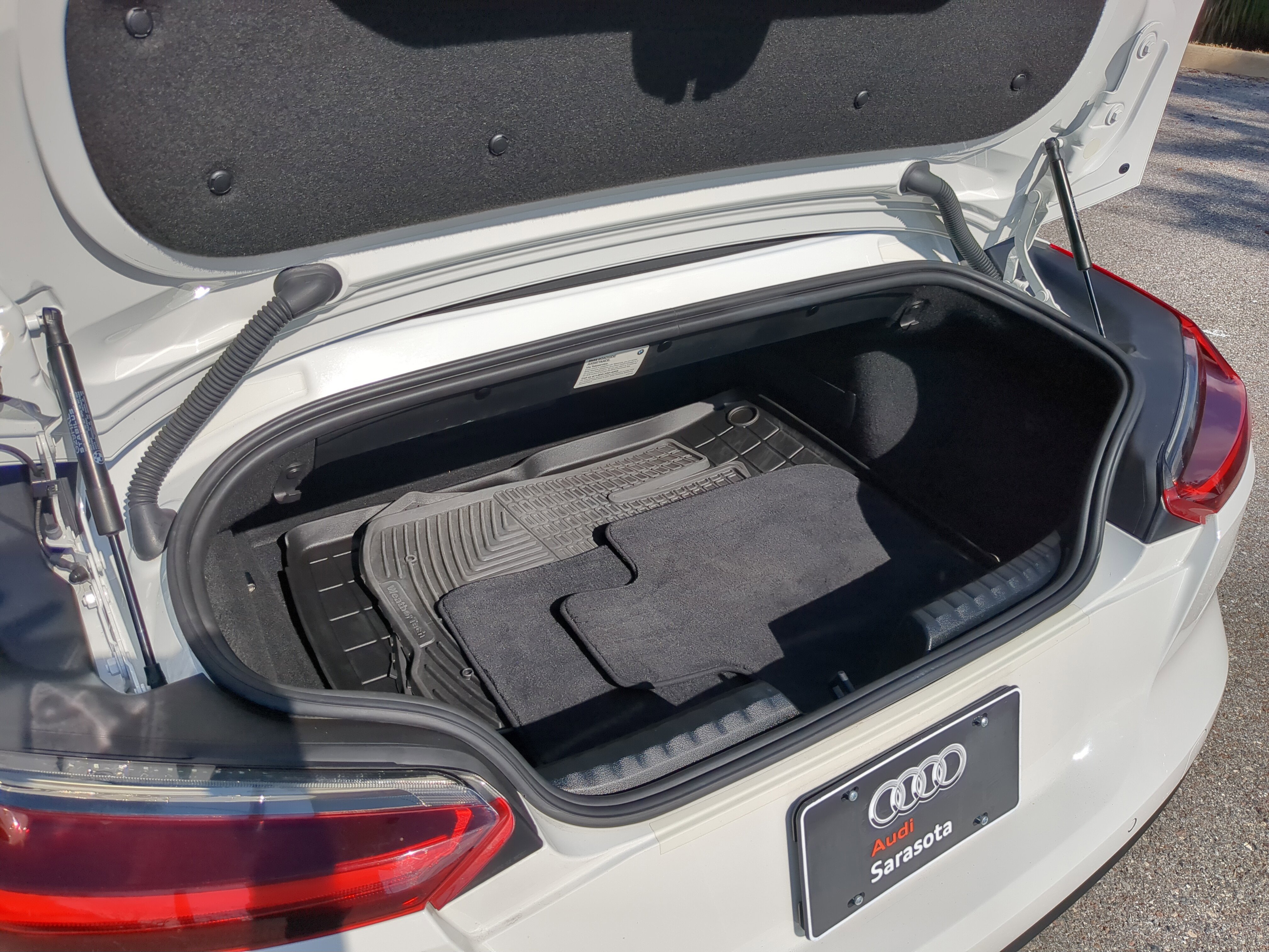 Used 2019 BMW Z4 sDrive30i w/ Executive Package image 13