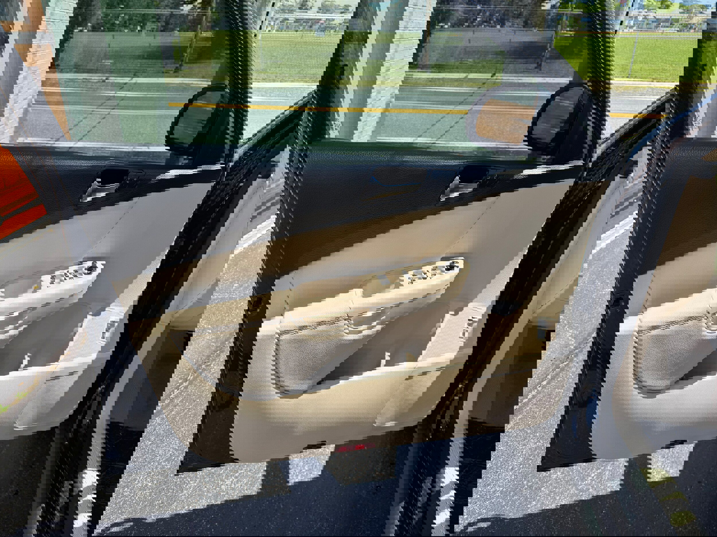 Used 2010 Volkswagen Passat Komfort image 7