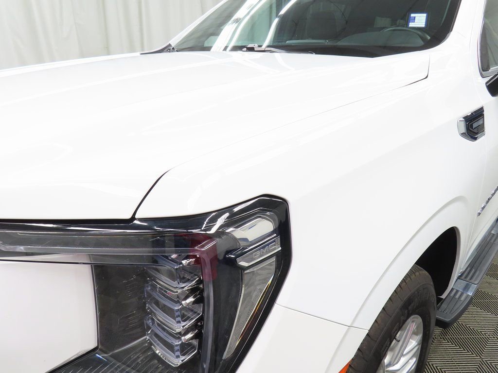 Used 2024 GMC Yukon XL SLT w/ SLT Premium Package image 42
