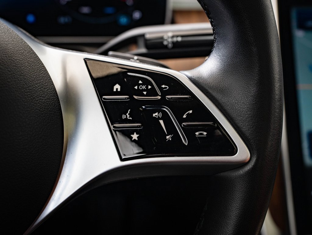 Certified 2025 Mercedes-Benz C 300 4MATIC Sedan image 26