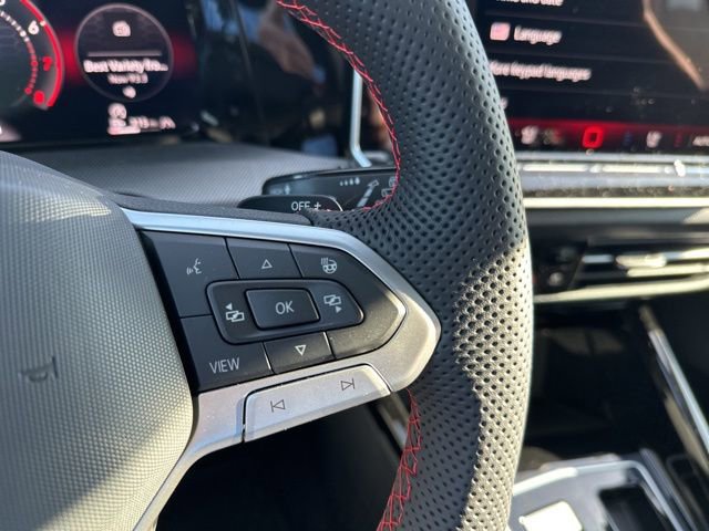 New 2026 Volkswagen GTI SE FWD image 18