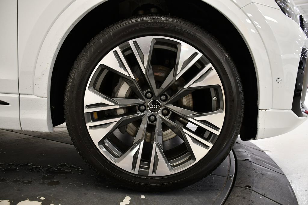 New 2026 Audi Q8 Premium Plus image 17