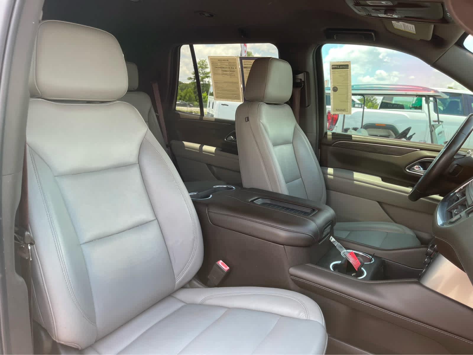 Used 2021 Chevrolet Tahoe Z71 AWD/4WD image 26