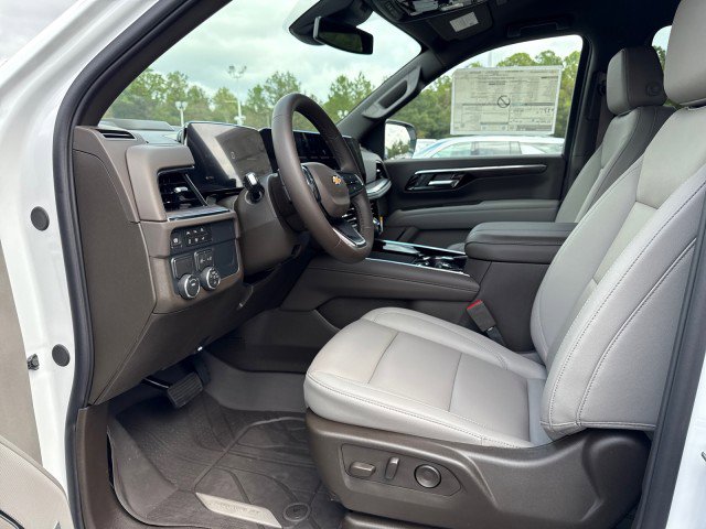 New 2026 Chevrolet Suburban LT w/ Comfort Package image 24