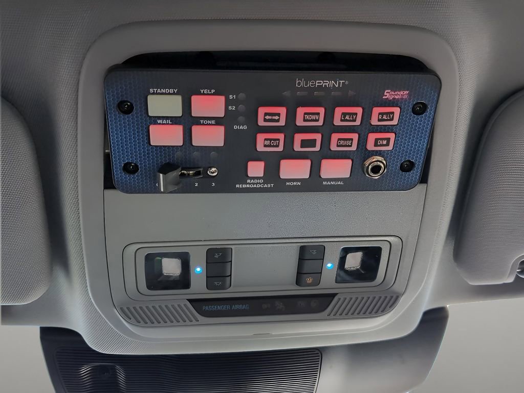 Used 2023 Ford Explorer XLT w/ Equipment Group 202A image 24