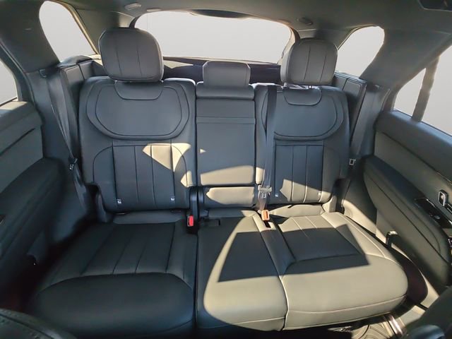 Used 2024 Land Rover Range Rover Sport Dynamic SE image 17