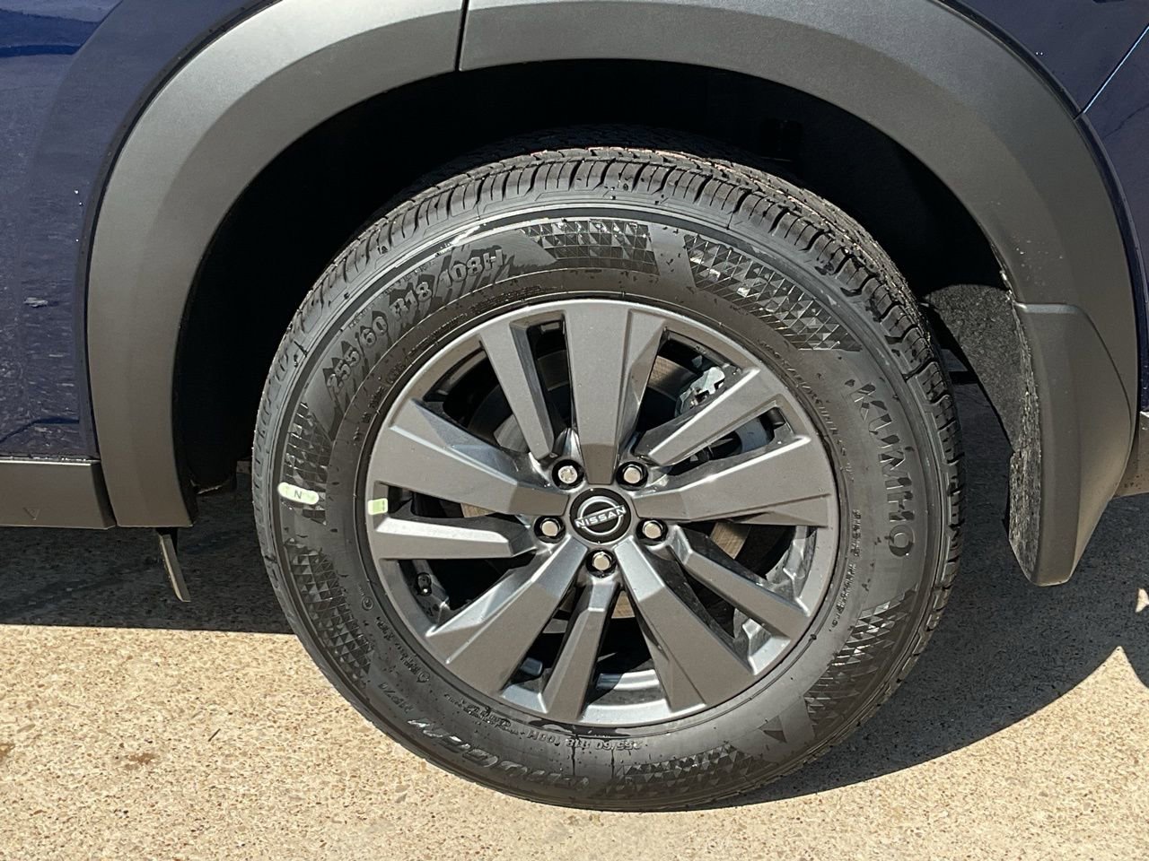 New 2026 Nissan Pathfinder SV image 8