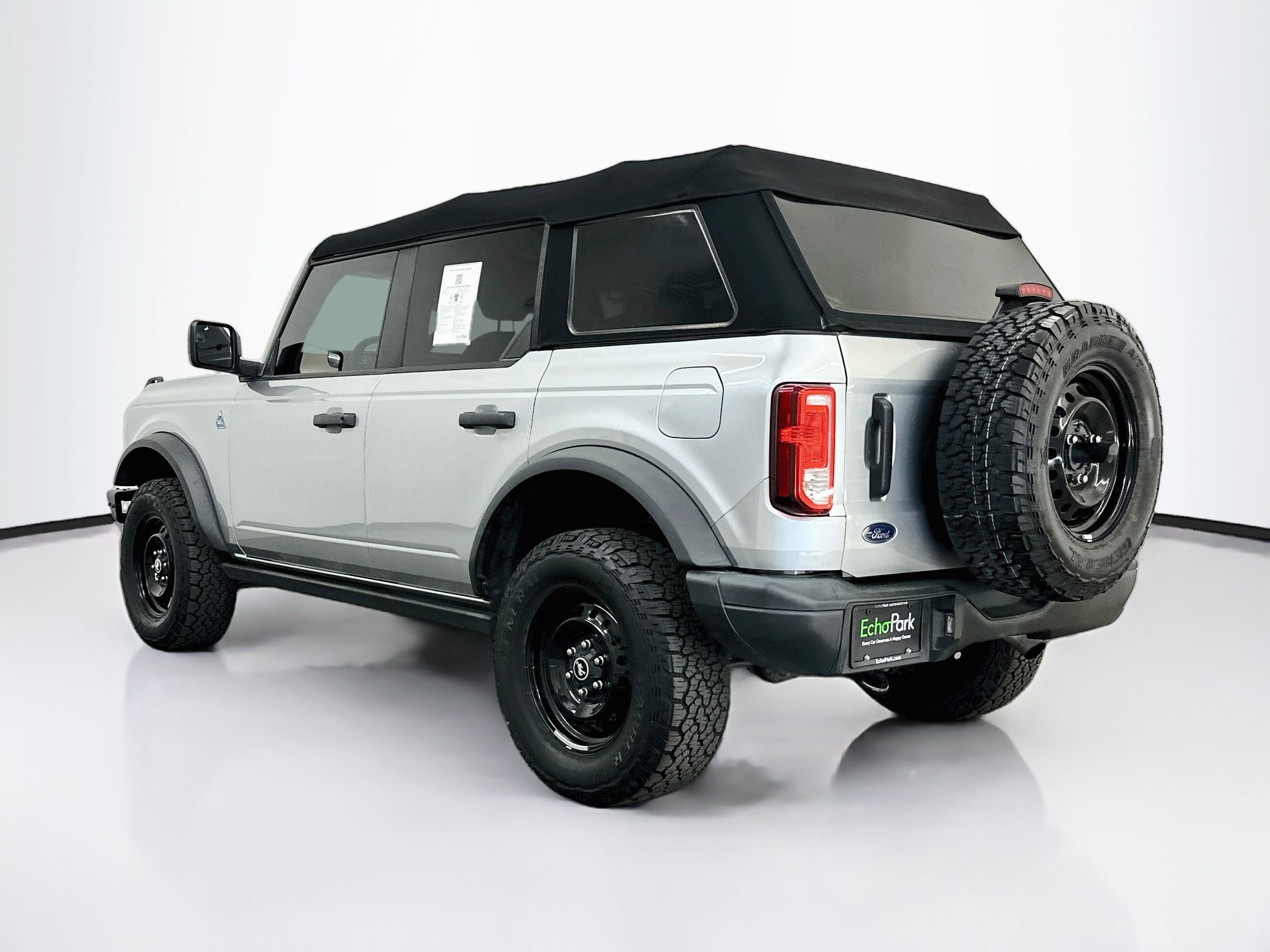 Used 2023 Ford Bronco Black Diamond AWD/4WD image 5