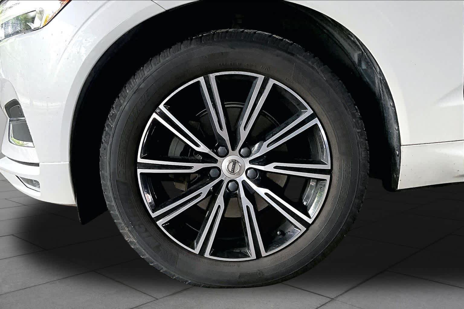 Used 2020 Volvo XC60 T5 Inscription w/ Protection Package Premier FWD image 10