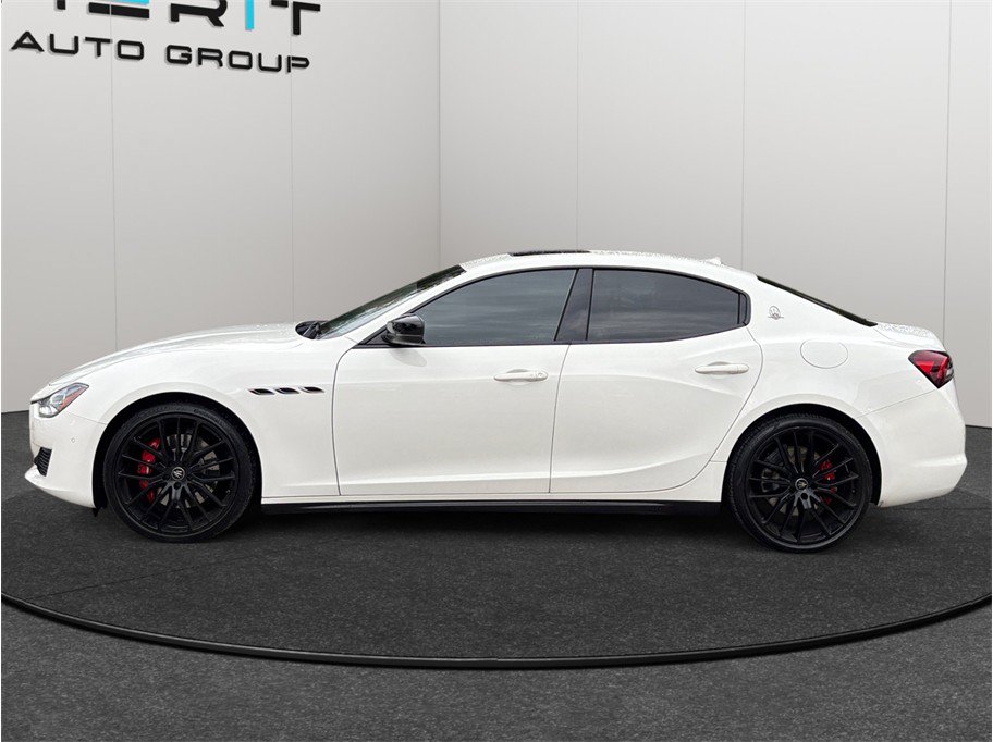Used 2021 Maserati Ghibli S RWD image 5
