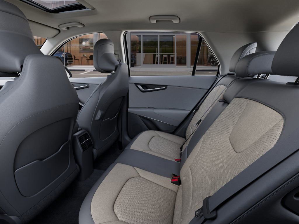 New 2025 Kia Niro SX image 18