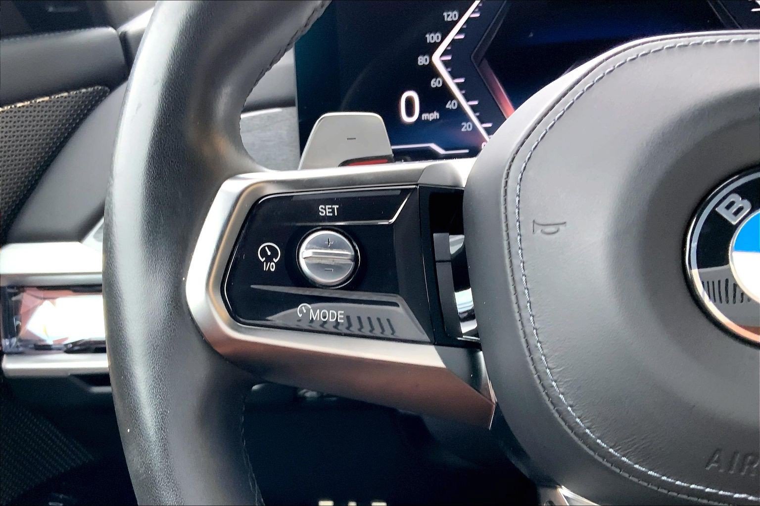 Used 2023 BMW 760i xDrive w/ Luxury Rear Seating Package AWD/4WD image 15