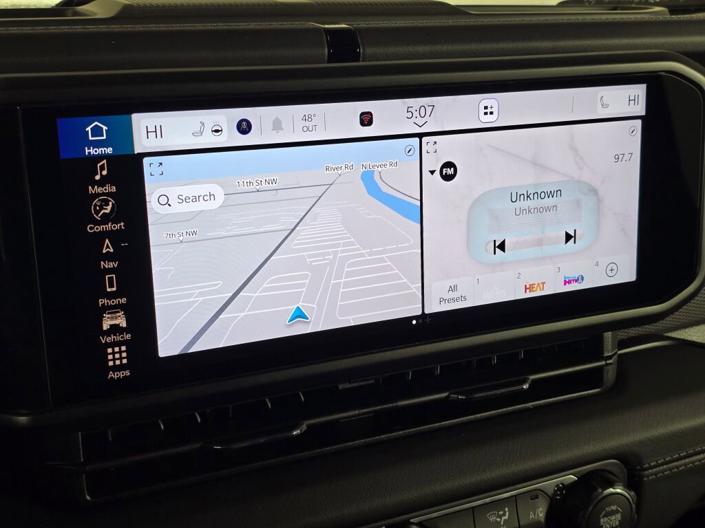 New 2026 Jeep Wrangler Unlimited Rubicon w/ Steel Bumper Group image 24