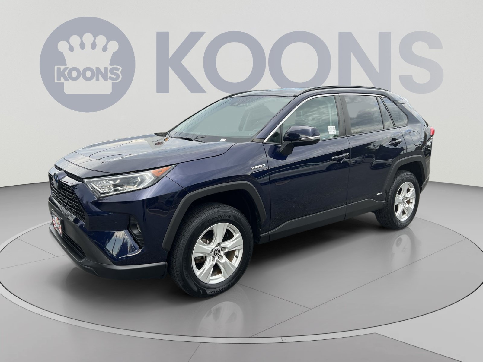 Used 2021 Toyota RAV4 XLE