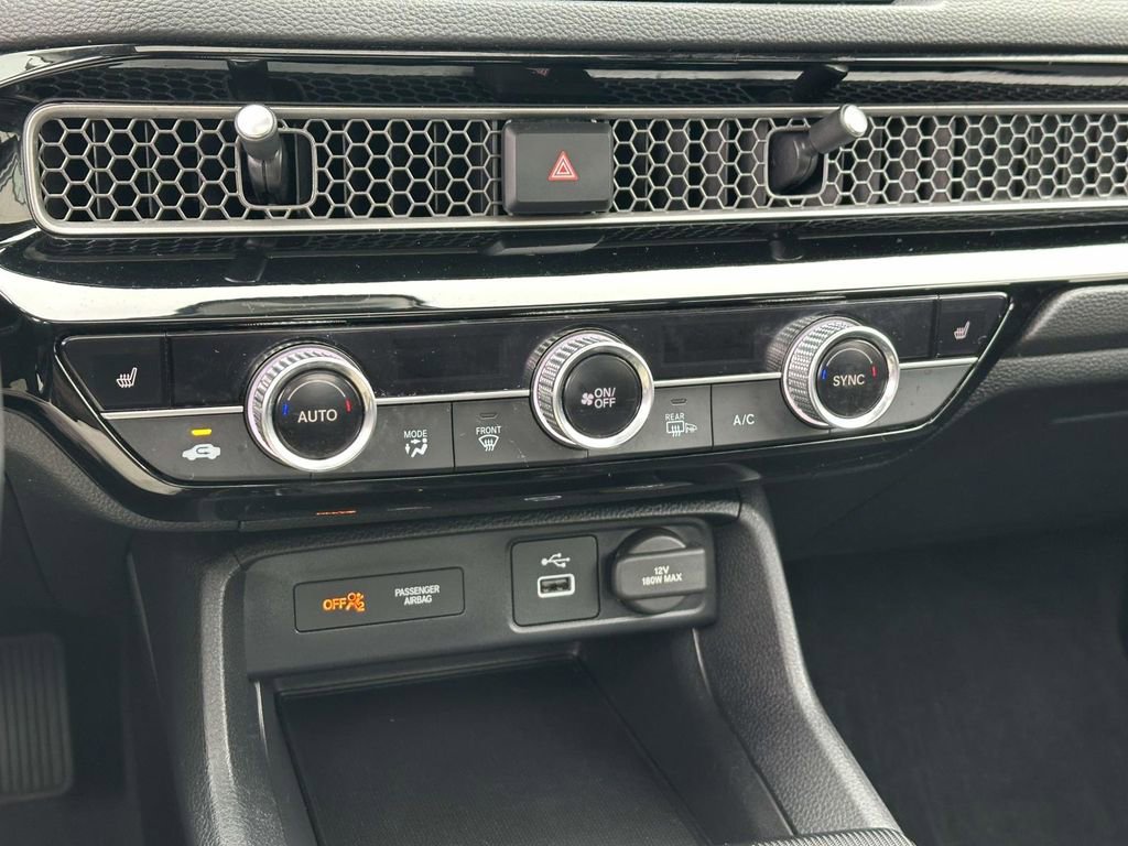 Certified 2022 Honda Civic EX image 27