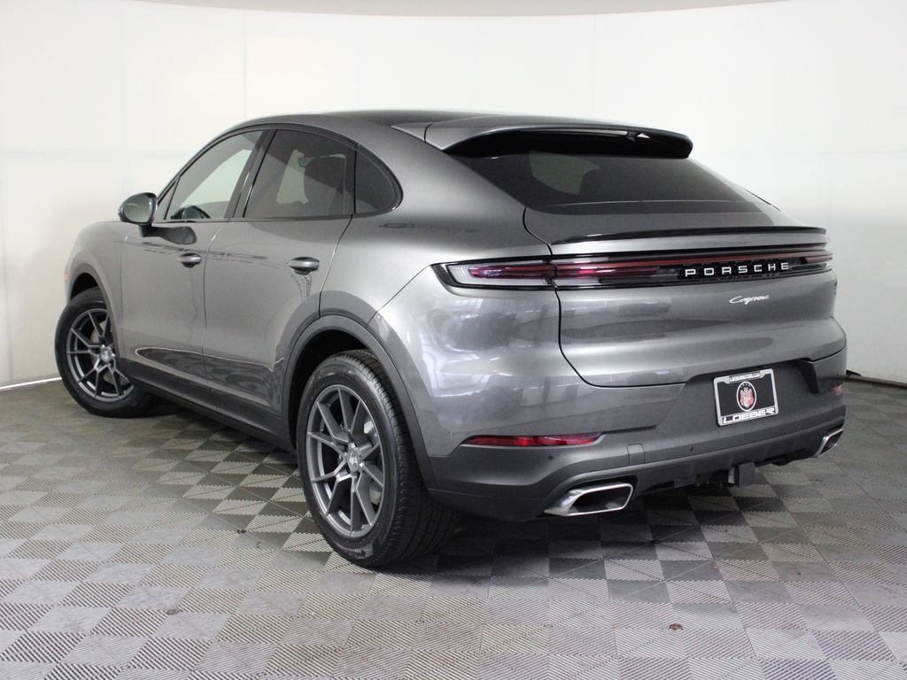 Certified 2026 Porsche Cayenne Coupe image 3