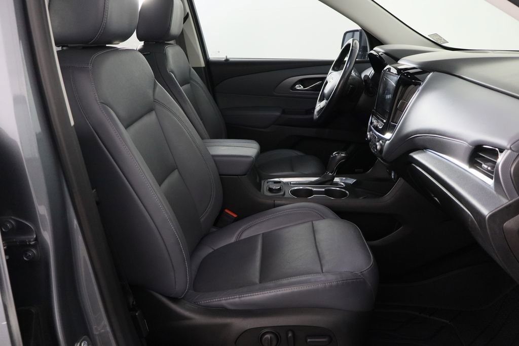 Used 2018 Chevrolet Traverse Premier w/ Driver Confidence II Package image 18
