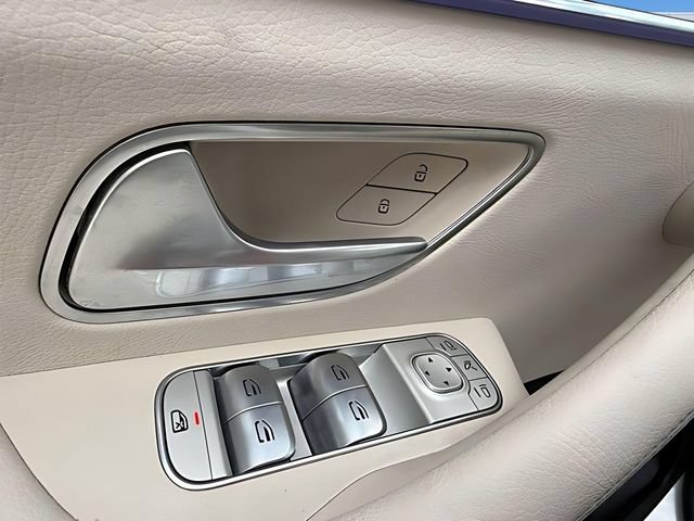 Used 2022 Mercedes-Benz GLS 450 4MATIC image 15