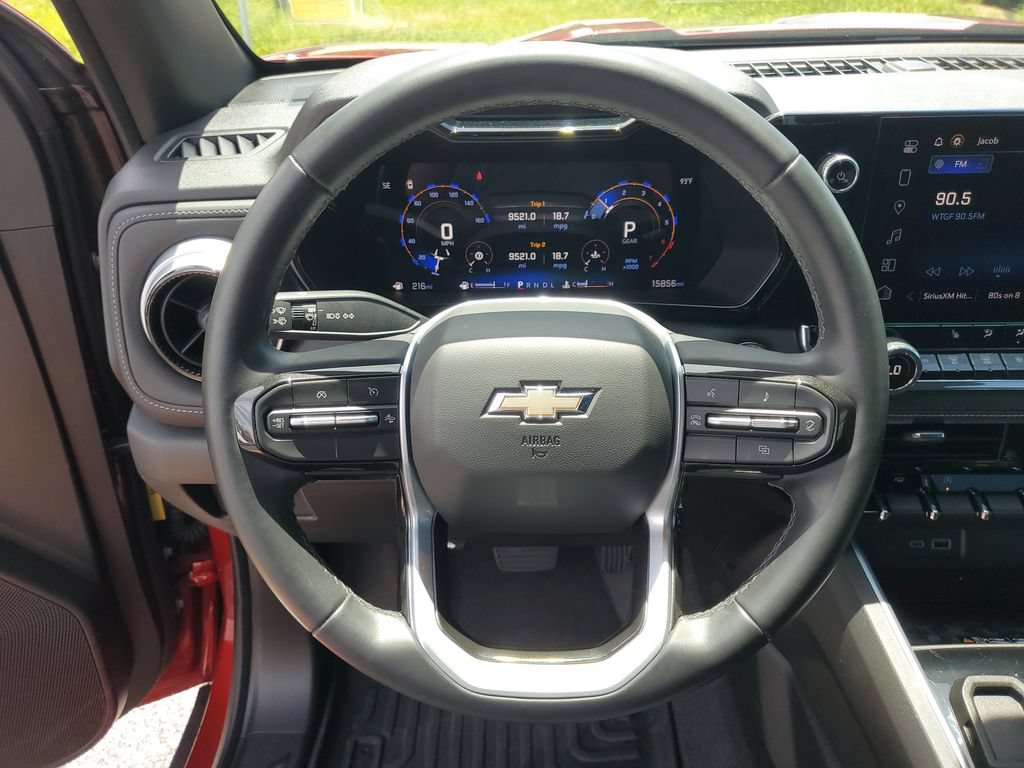 Used 2024 Chevrolet Colorado LT w/ LT Convenience Package II RWD image 11