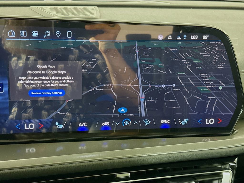 New 2026 Chevrolet Traverse LT w/ Enhanced Driving Package image 13