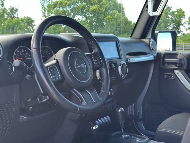 Used 2016 Jeep Wrangler Unlimited Sahara AWD/4WD image 26