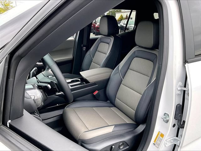 New 2027 Chevrolet Equinox LT w/ Convenience Package II AWD/4WD image 10