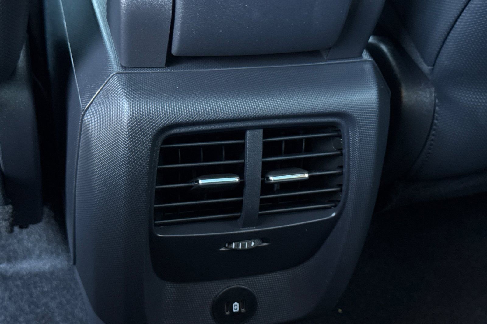 Used 2024 Ford Mustang Mach-E Premium image 15