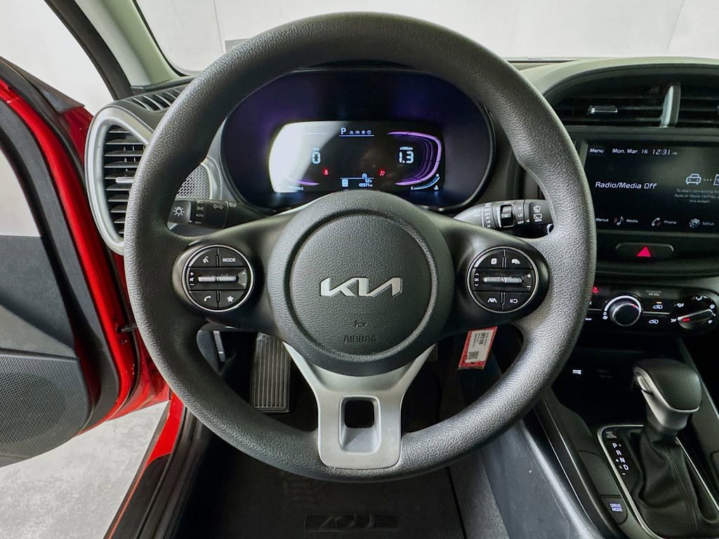 Used 2024 Kia Soul LX w/ Option Group 015 image 9