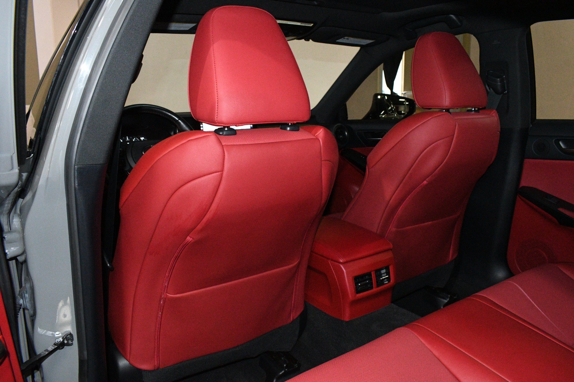 Used 2024 Lexus IS 350 F Sport RWD image 13