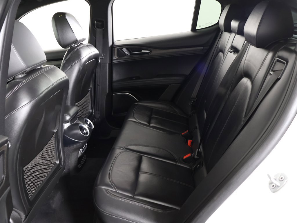 Used 2022 Alfa Romeo Stelvio Ti image 35