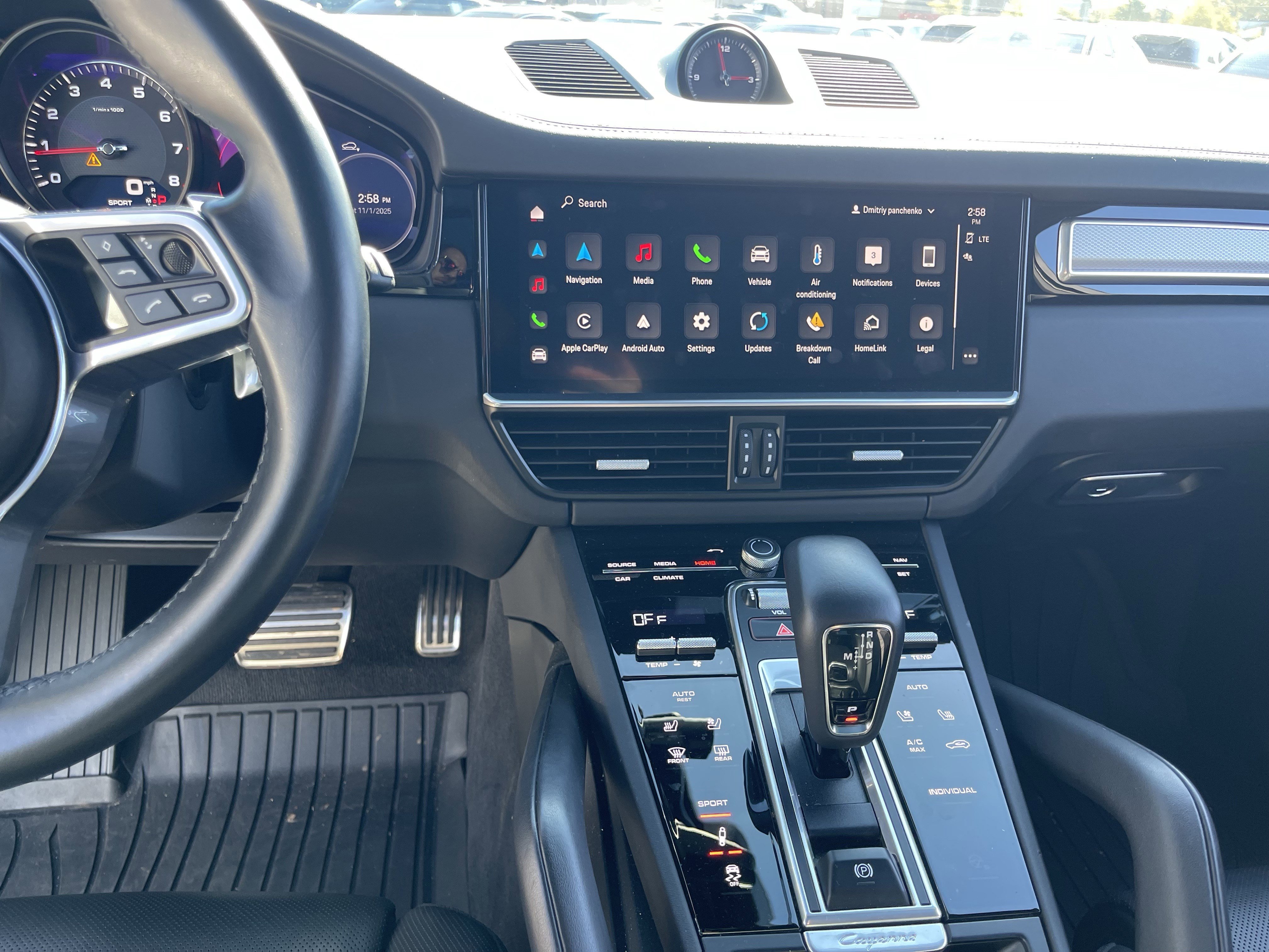 Used 2023 Porsche Cayenne S image 31