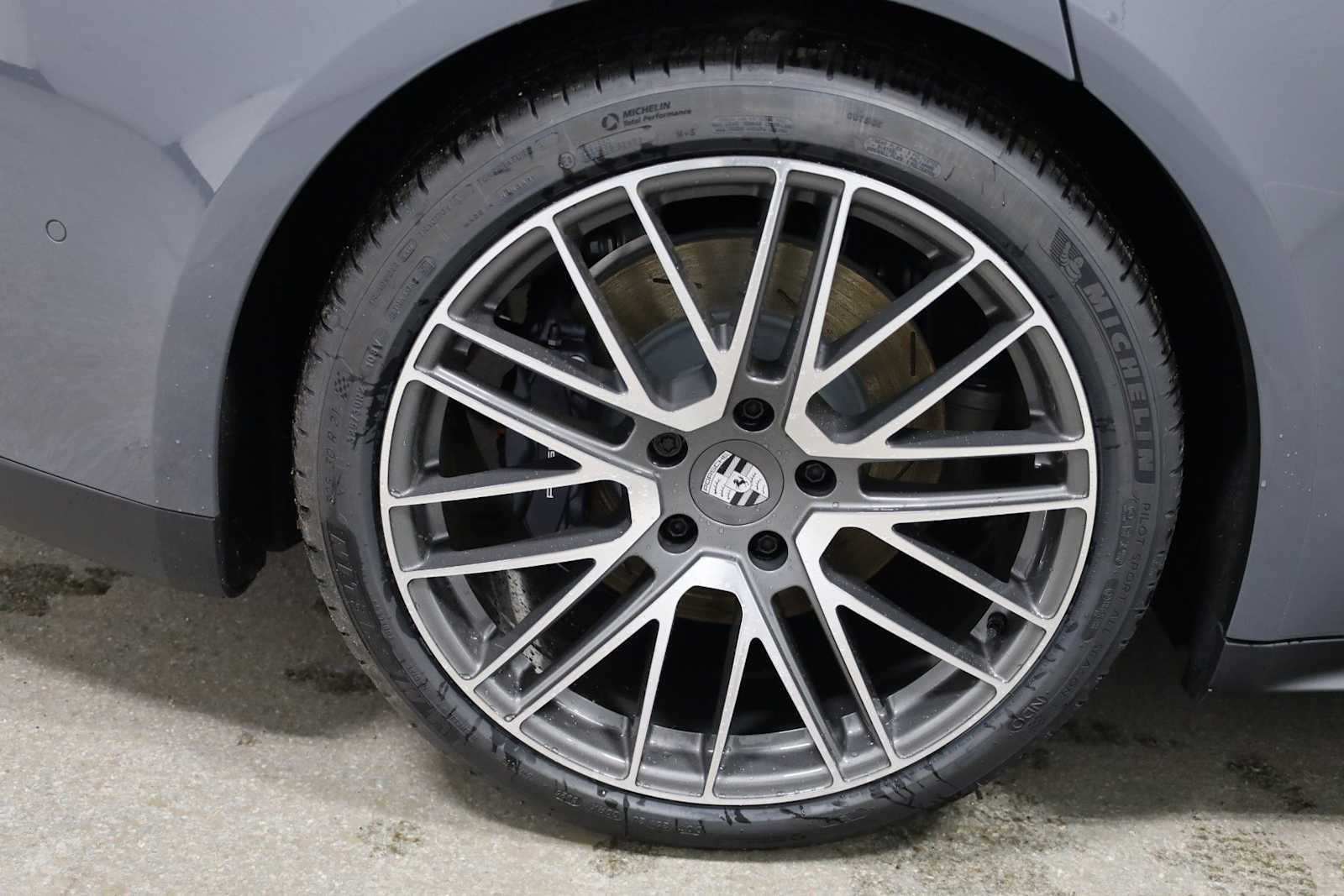 New 2026 Porsche Panamera 4 image 37