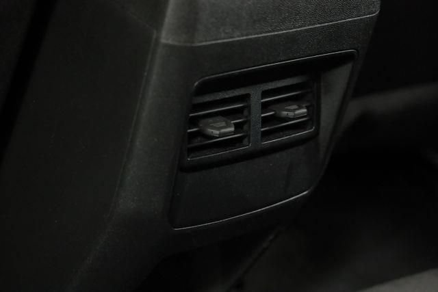 Used 2025 Chevrolet Colorado Trail Boss AWD/4WD image 34