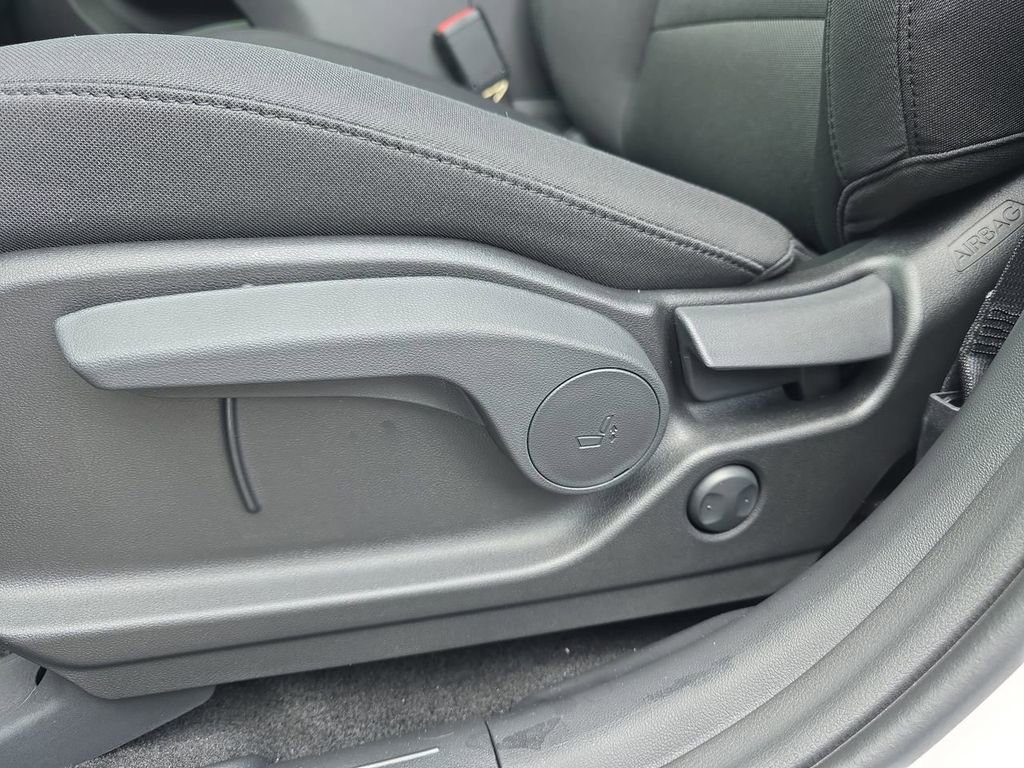 New 2026 Hyundai Santa Fe SE image 24