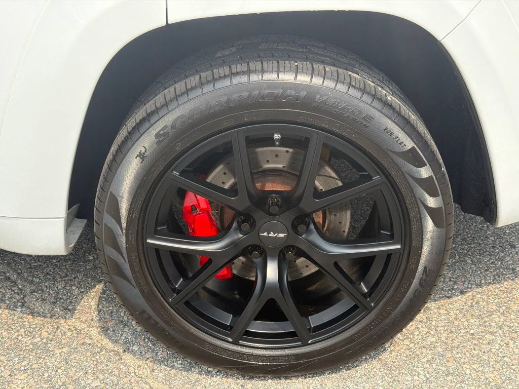 Used 2021 Jeep Grand Cherokee SRT AWD/4WD image 13