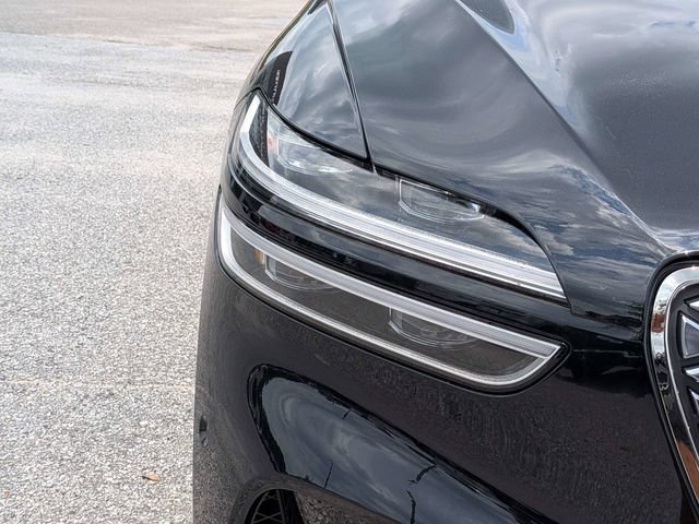 Used 2025 Genesis Electrified GV70 AWD/4WD image 12