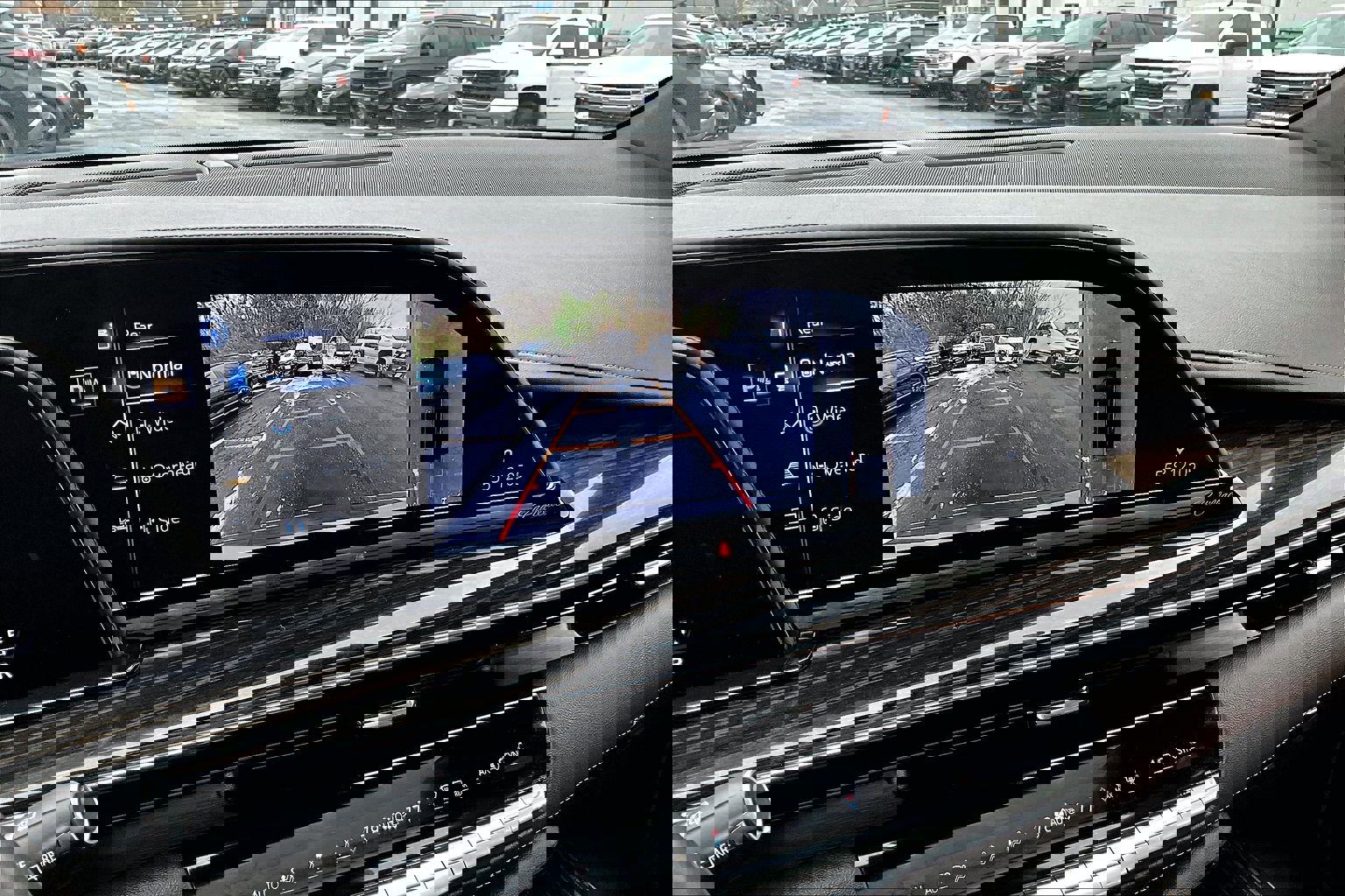 Used 2021 Cadillac Escalade Premium Luxury image 9