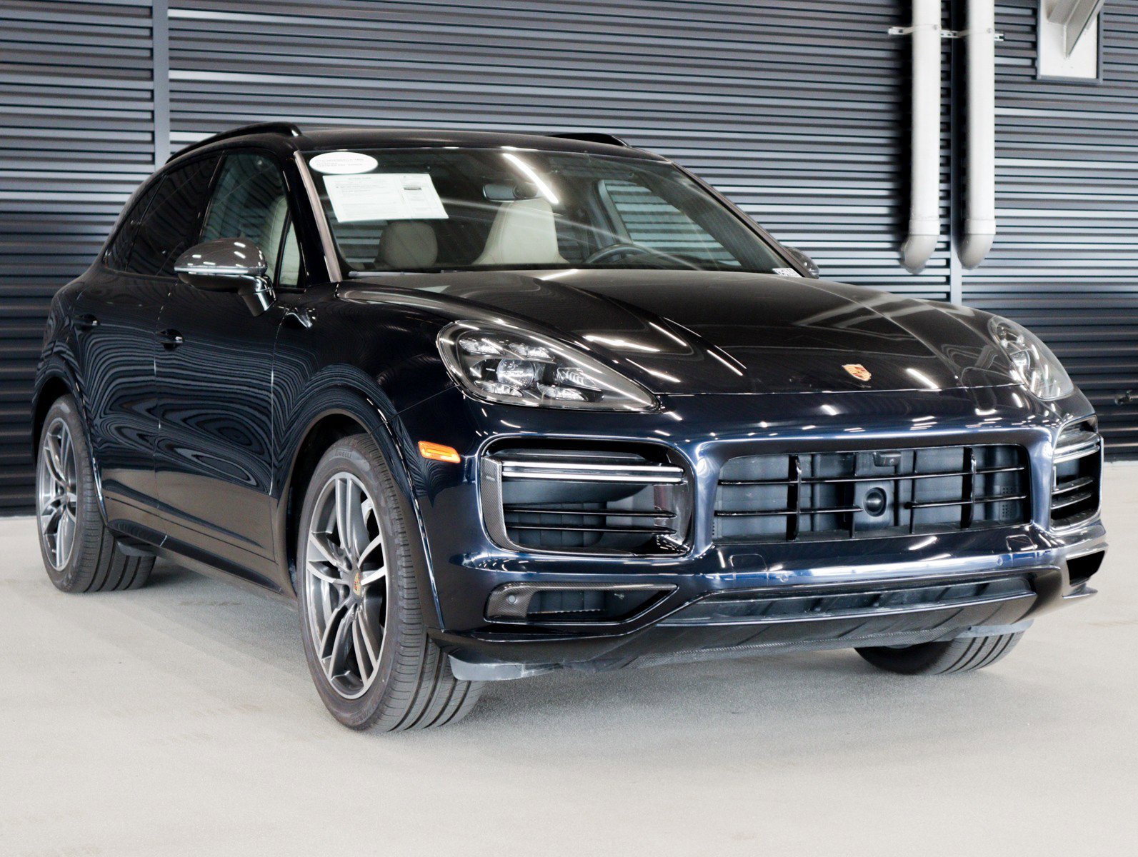 Certified 2022 Porsche Cayenne Turbo image 7