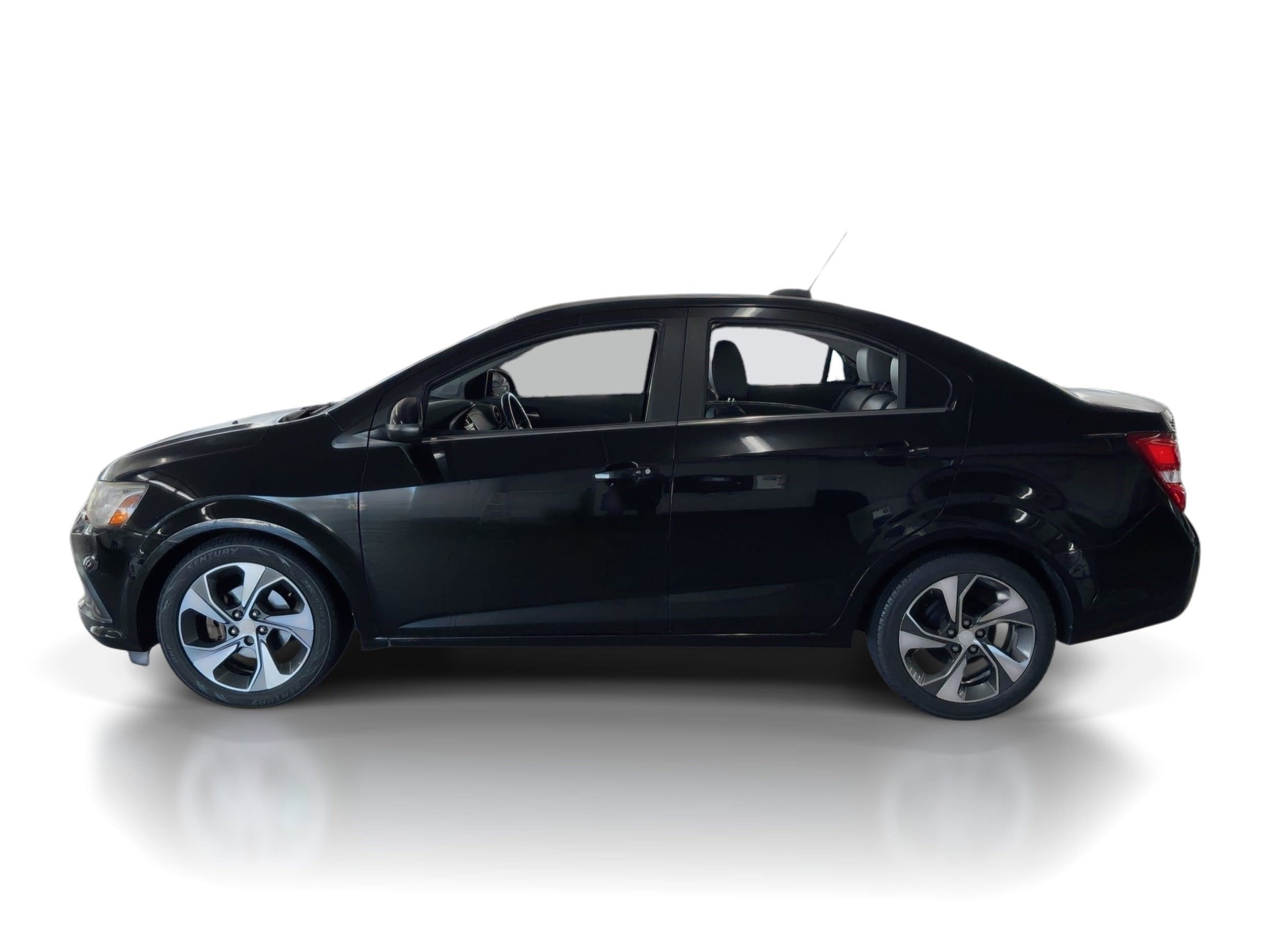 Used 2017 Chevrolet Sonic Premier image 2