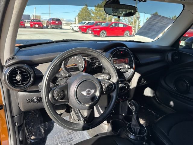 Used 2016 MINI Cooper 2-Door Hardtop image 17