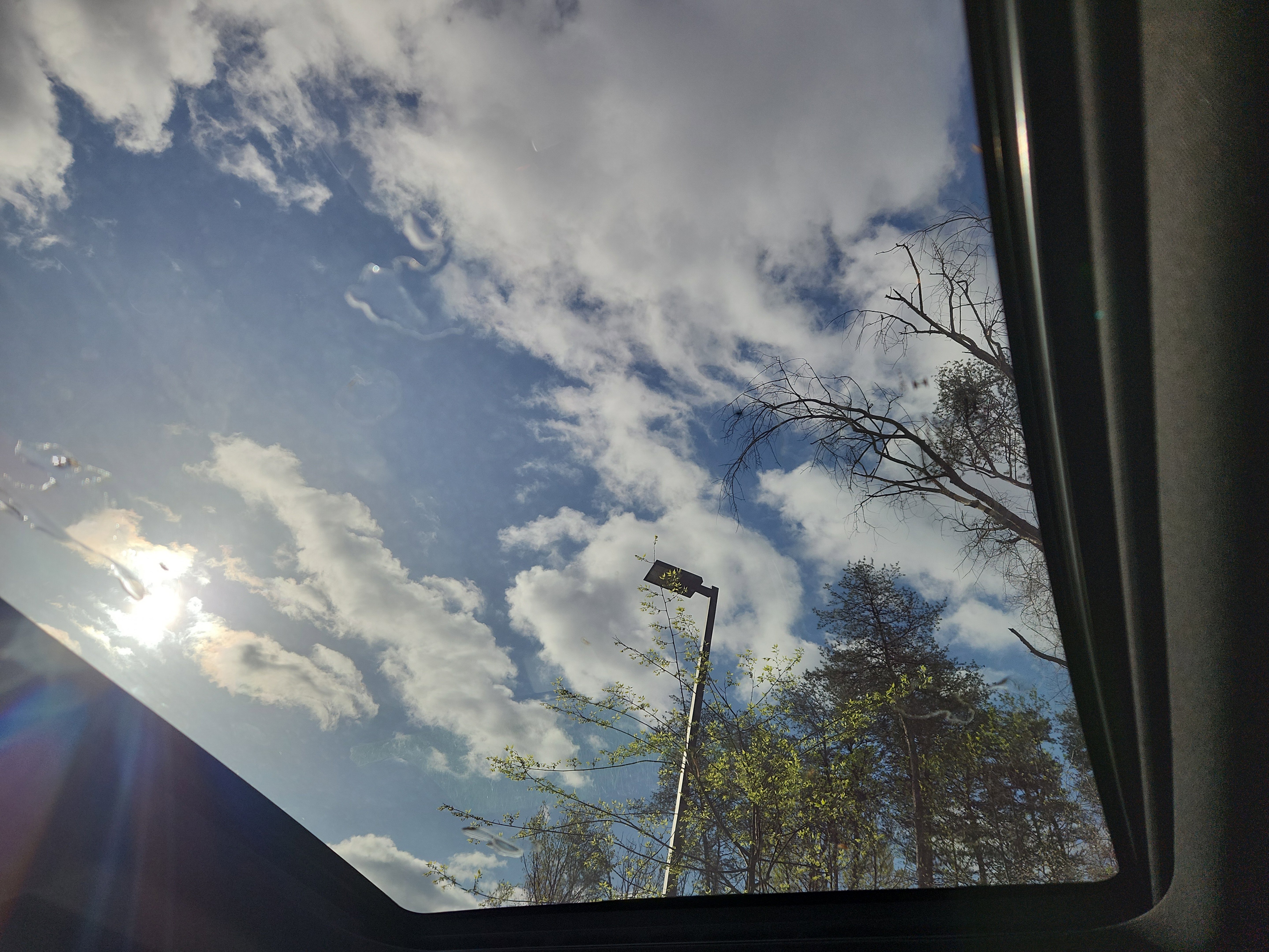 Certified 2025 Land Rover Discovery S image 27