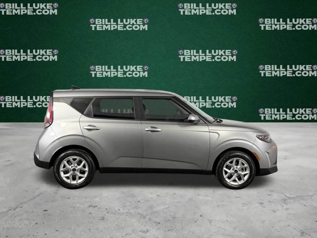 Used 2025 Kia Soul LX w/ LX Technology Package image 6