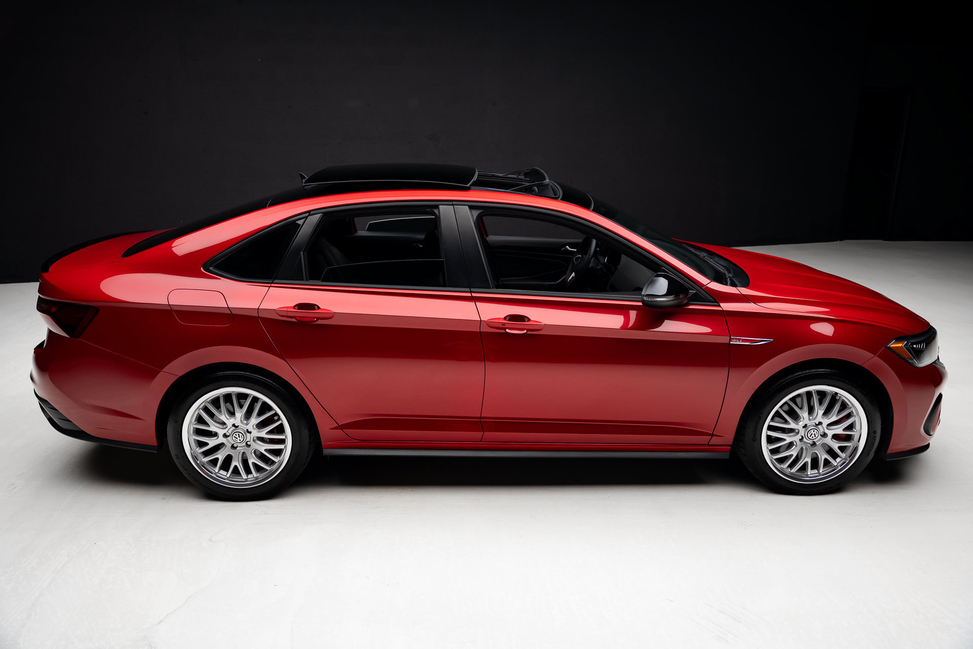 Used 2024 Volkswagen Jetta GLI Autobahn FWD image 36
